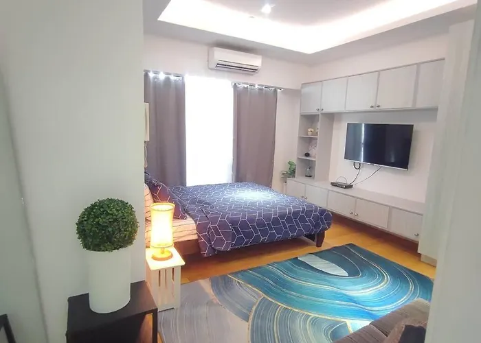 Apartment Aveline Luna,1br, Rockwell Side *