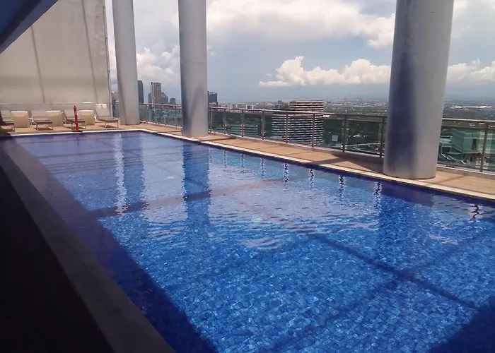 Apartment Aveline Luna,1br, Rockwell Side